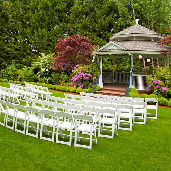 we offer a variety of wedding & event trailers, including mobile bars, photo booths, and lounges